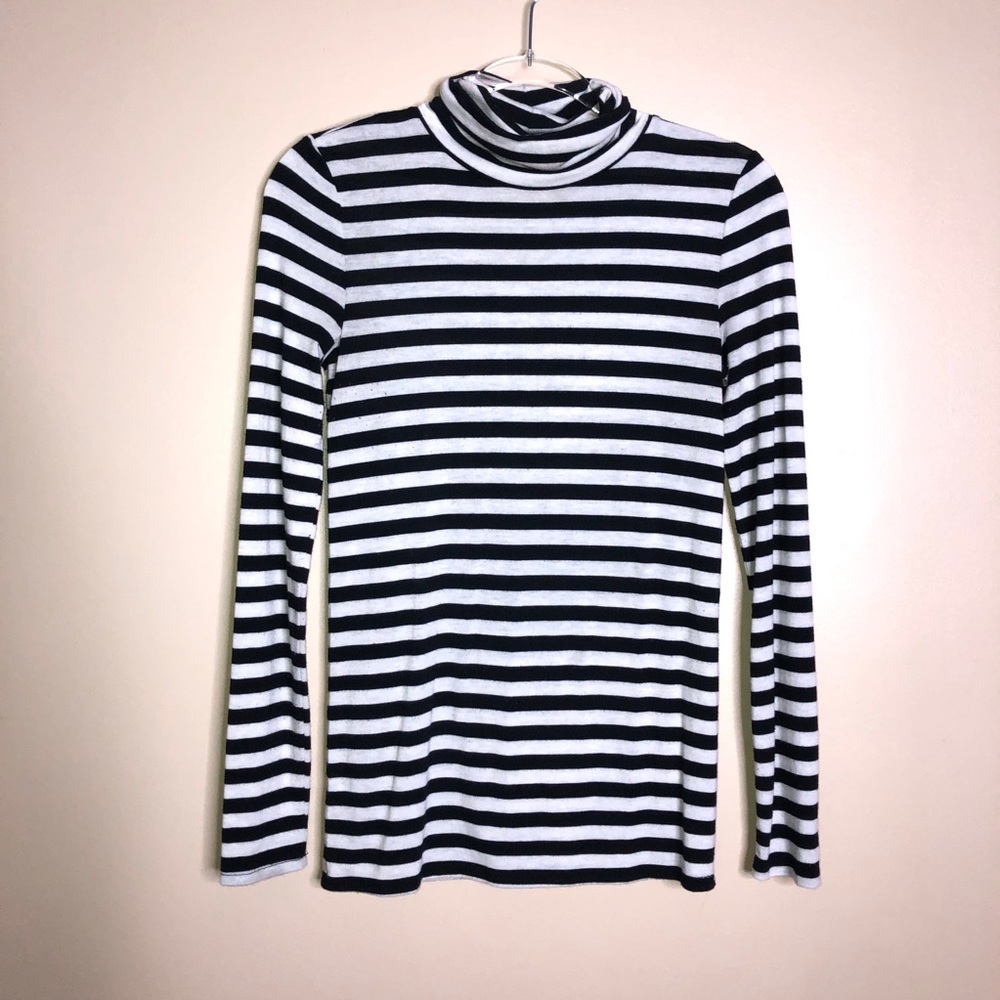 Lou & Grey Black and white stripe turtleneck